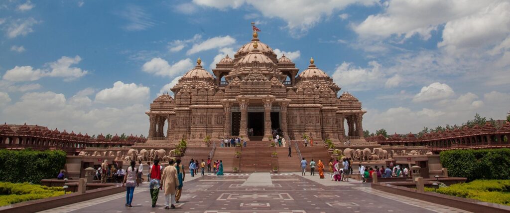 Akshardham Temple visit during one day Delhi tour from Gurgaon