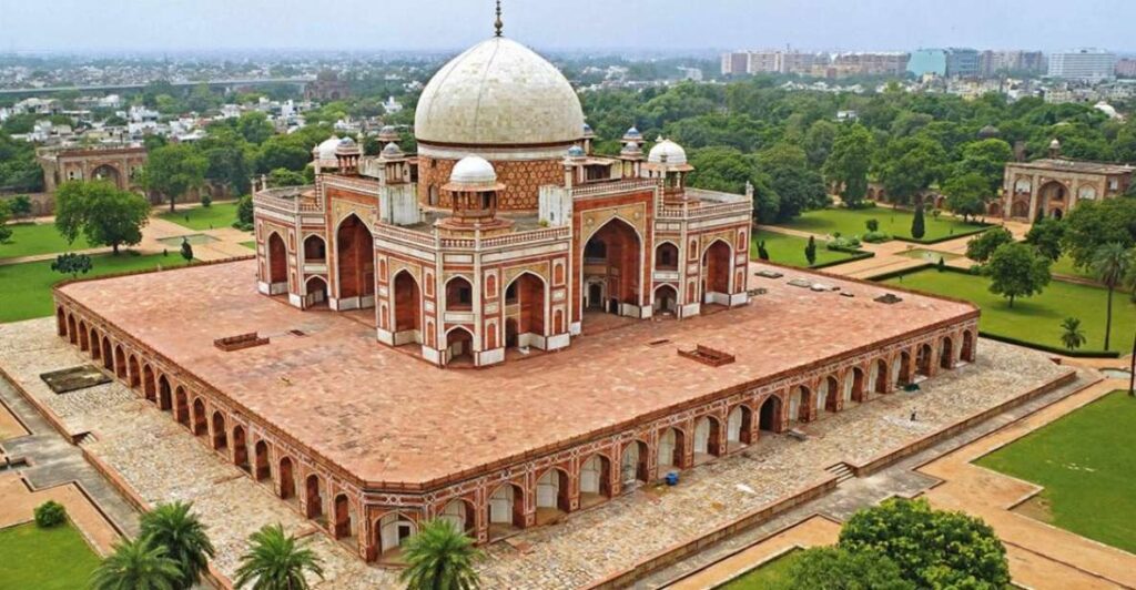 Humayun’s Tomb Delhi – One Day Sightseeing Tour by Car