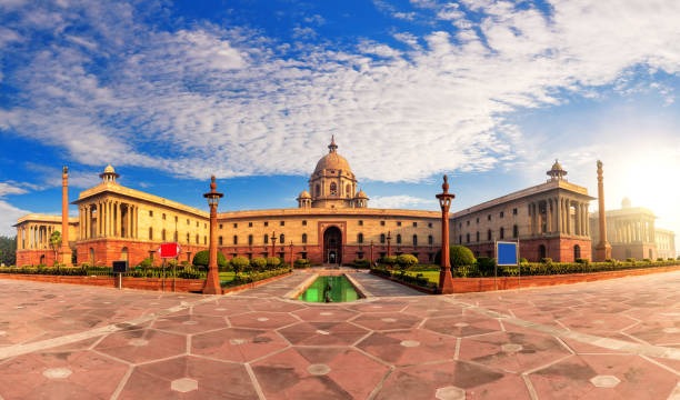 Rashtrapati Bhawan Delhi – Presidential Residence on One Day Sightseeing Tour by Cab