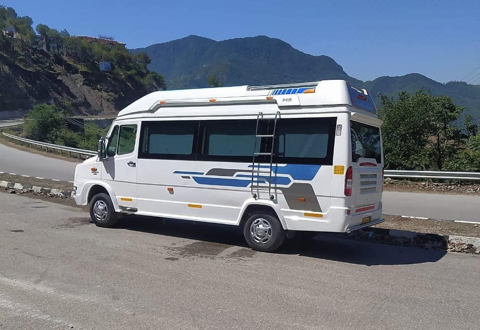 Tempo Traveller in Gurgaon by VS Taxi Service for group travel and sightseeing