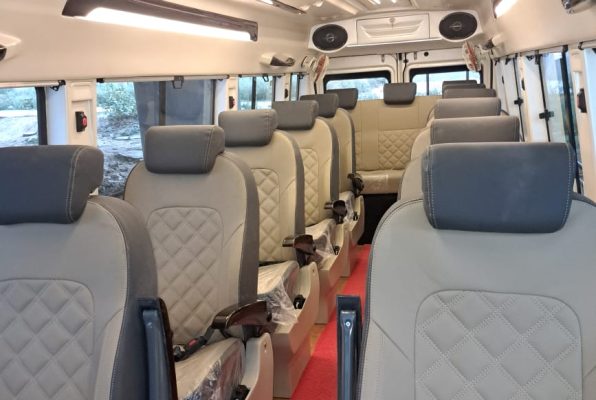 15 Seater Tempo Traveler 15 Seater Tempo Traveler