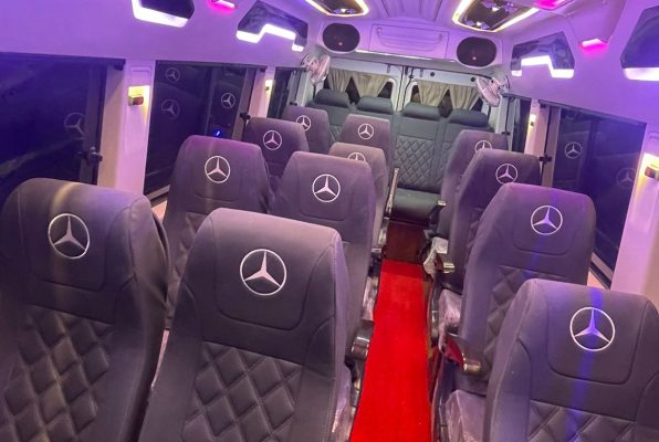 17 Seater traveller Delhi 17 Seater traveller Delhi