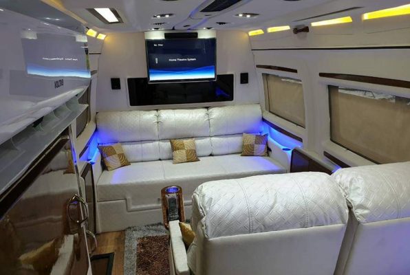 maharaja-tempo-traveller-in-delhi-on-rent maharaja-tempo-traveller-in-delhi-on-rent